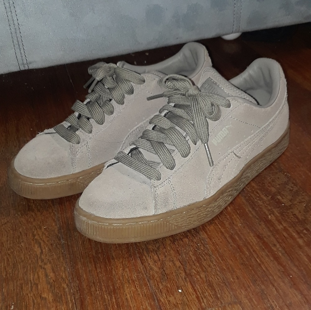Puma - Picture 2 of 4